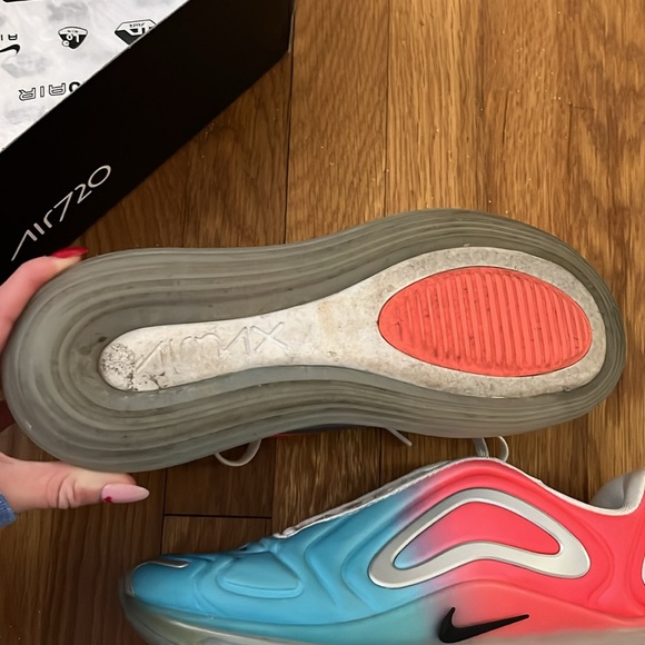 Women’s Nike air max 720 size 9 - Picture 3 of 7